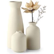 Conjunto com 3 jarros para flores